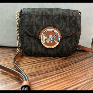 Michael Kors crossbody